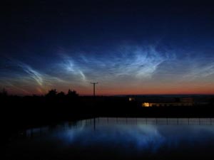 Noctilucent clouds seen from Anglesey between 0240 -0340 GMT on 28 July 2001. Photo: Courtesy of © John Rowlands.