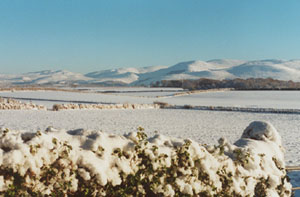 View towards Snowdonia taken at 1400 GMT on 28 December. Photo: © 2000: D. Perkins