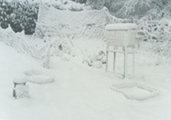 The snow covered weather station at 0900 GMT on 28 December 2000.