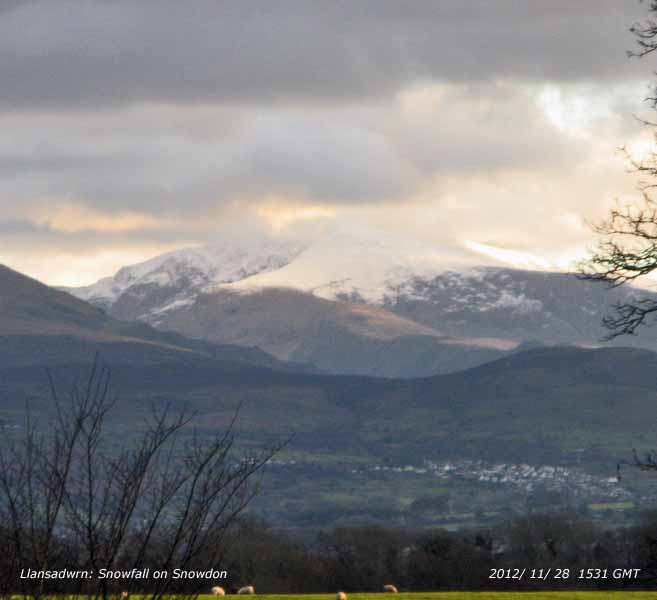 Snowfall on Snowdon on the afternoon of the 28th Nov 2012.