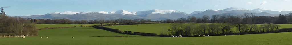 A fine afternoon with snow on the tops of the snowdonia Mountains.