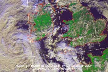 Low SW Ireland with frontal cloud N and S. Anglesy in the clear  with some convection in central areas. NOAA 17 image at 1050 GMT on 28 October 2004 . Click to more of the image. 