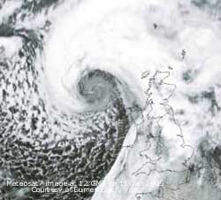Meteosat 7 image courtesy of EUMETSAT and Ferdinand Valk. 